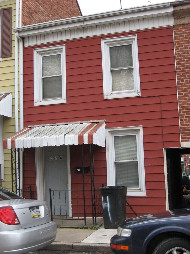 Primary Photo - Available Now! York City SD