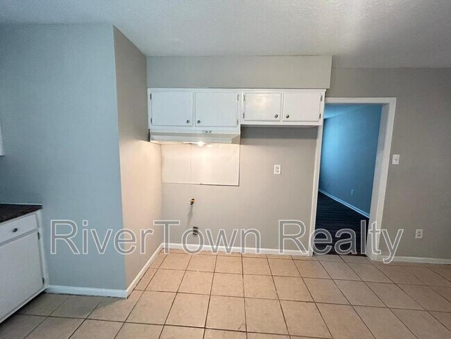 Foto del edificio - 3304 Sweet Springs Dr