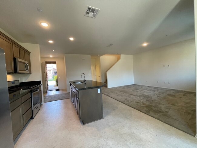 Kitchen - 7867 Marbil Ln