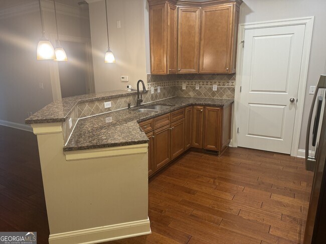 Foto del edificio - 901 Abernathy Rd NE