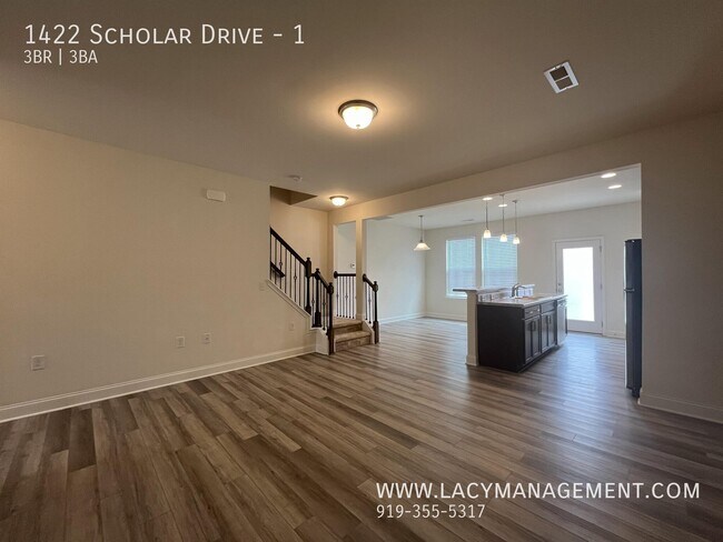 Building Photo - 1422 Scholar Dr