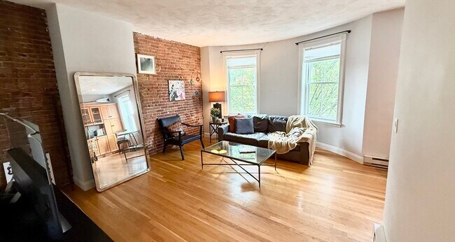 Foto del edificio - 474 Massachusetts Ave