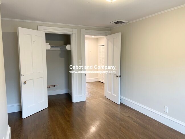 Building Photo - 314 Marlborough St