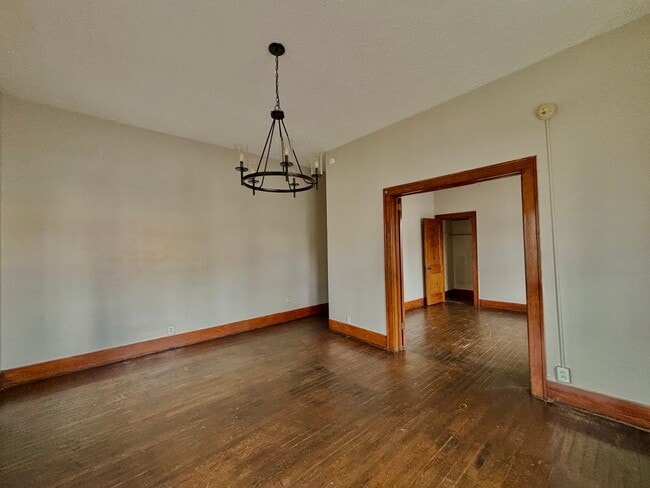 Foto del edificio - 426-428 S Westnedge Ave