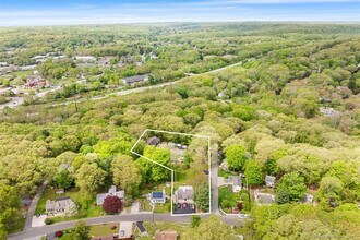 Building Photo - 26 Sunset Terrace