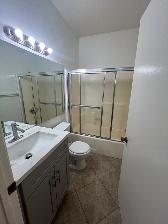 Foto del edificio - 11250 Morrison St