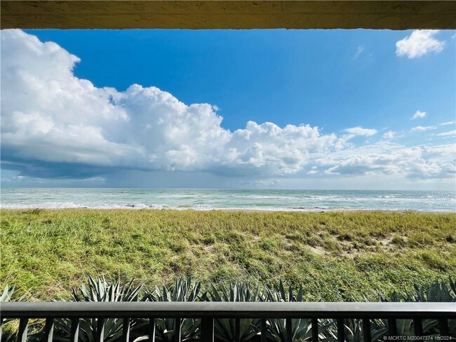 Foto del edificio - 10310 S Ocean Dr