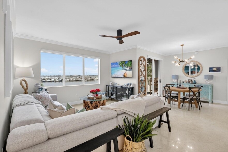 Photo - 675 NW Flagler Avenue Unit 202