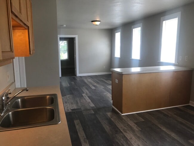 Building Photo - 3123-23A N 37th St