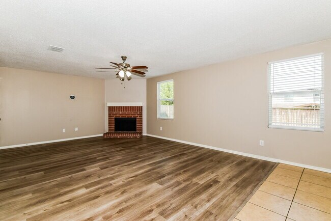 Building Photo - 5500 Still Canyon Dr