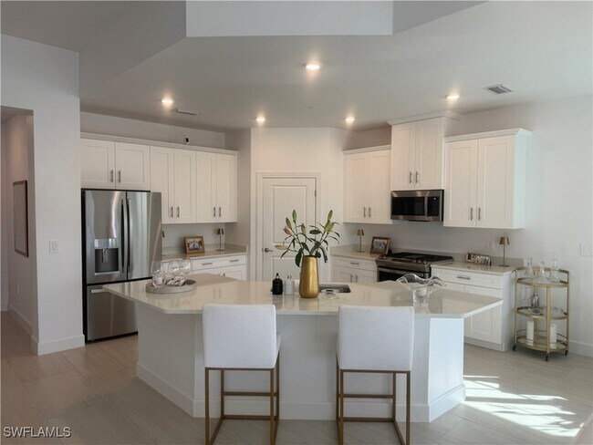 Foto del edificio - 16885 Fairgrove Way