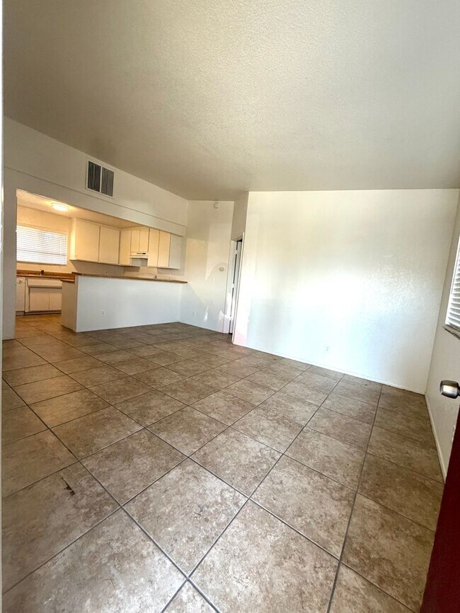 Foto del edificio - 73445 Sunnyvale Dr