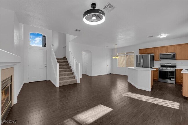 Building Photo - 7063 Pacific Coast St