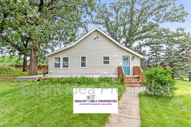 Foto del edificio - 2755 Woodbury Dr