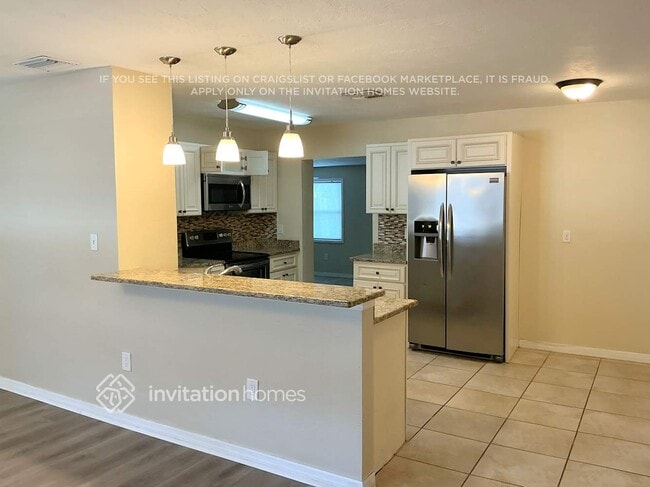 Foto del edificio - 300 Kilmer Ave