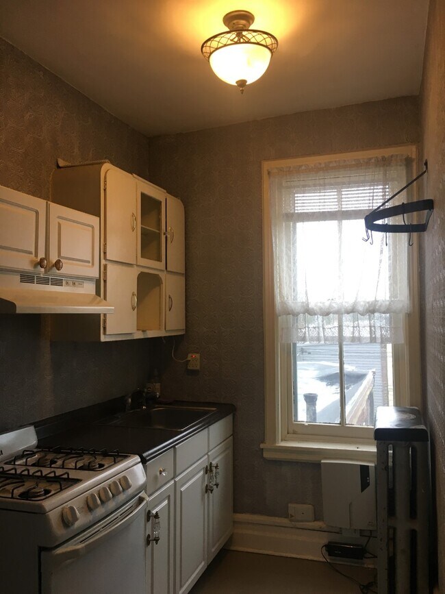 Foto del edificio - 2219 Parrish St