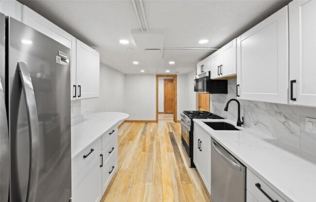 Building Photo - 5012 W 36th Ave