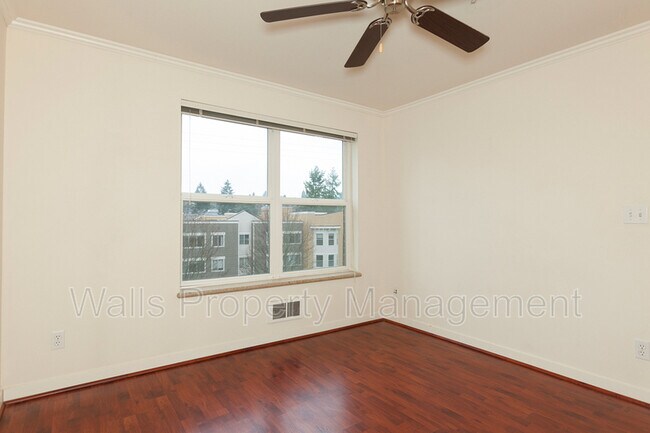 Building Photo - 4218 Stone Way N