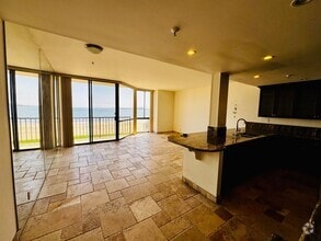 Building Photo - 1750 Ocean