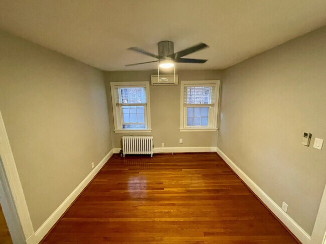 Foto del edificio - 515 N Arthur Ashe Blvd