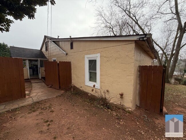 Foto del edificio - 1252 Lawrenceville Suwanee Rd