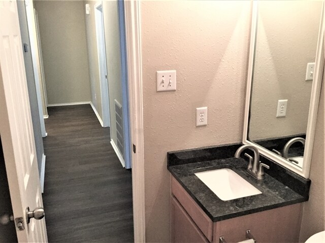 Foto del edificio - 10434 Hamlet Vale Ct