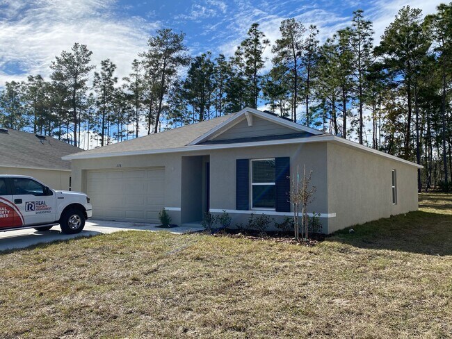 Building Photo - Desirable Lake Diamond Subdivision 3/2/2 **Won't Last**