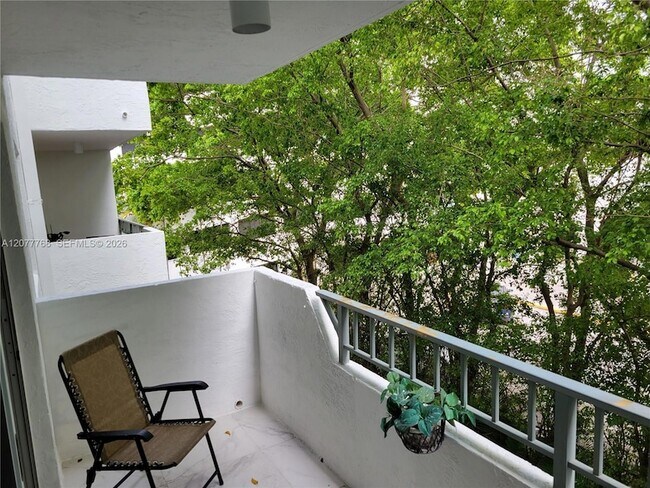 Foto del edificio - 1610 Lenox Ave.