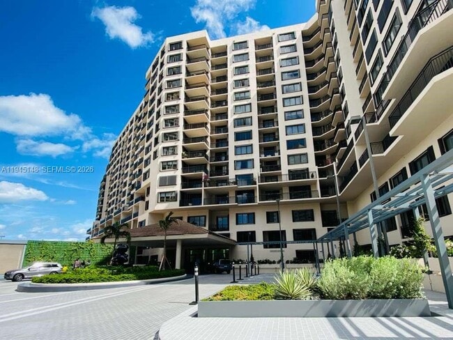 Foto del edificio - 540 Brickell Key Dr