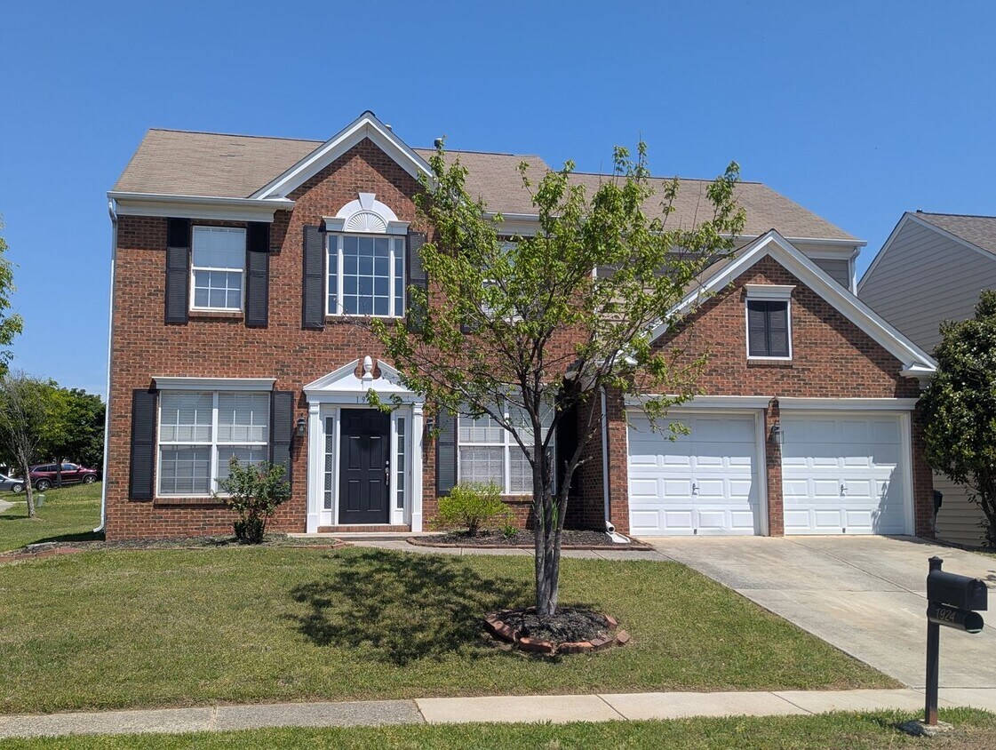 Foto principal - Arbor Hills University Area Corner Lot