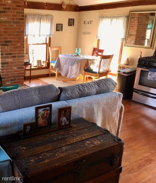 Building Photo - 1 br, 1 bath Apartment - 271 Court St