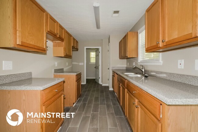 Foto del edificio - 405 Hawthorne Cir