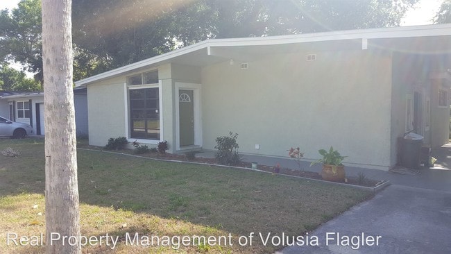Building Photo - 3 br, 1.5 bath House - 2192 Robinhood Trail