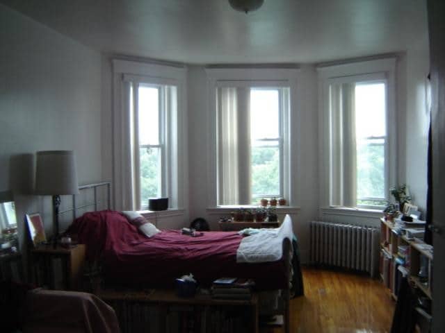 Foto del edificio - 121 Park Dr