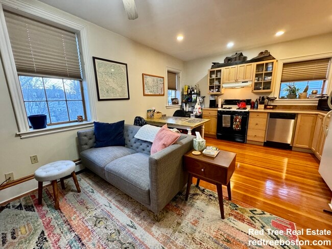 Building Photo - 24 Grovenor Rd