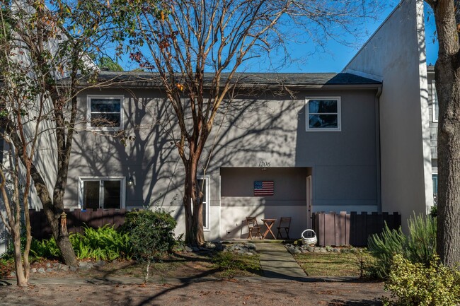 Photo - Mount Pleasant Townhome for Rent!