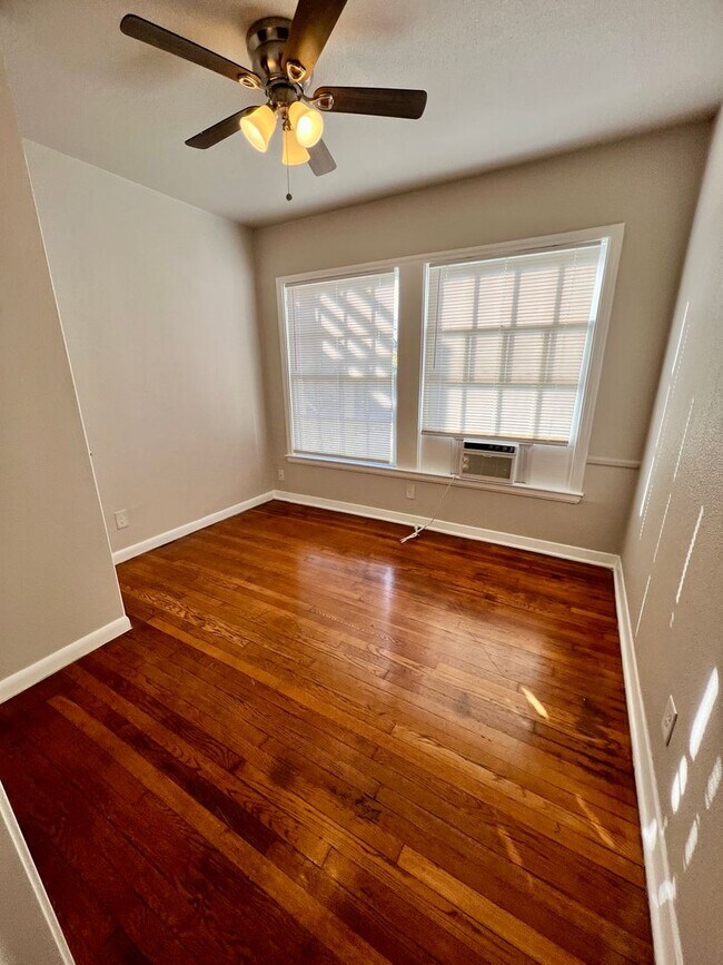 Building Photo - Historic District, Monticello Park