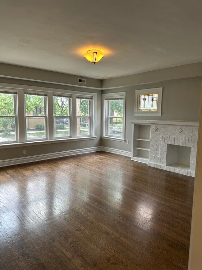 Foto del edificio - 4908 N Francisco Ave