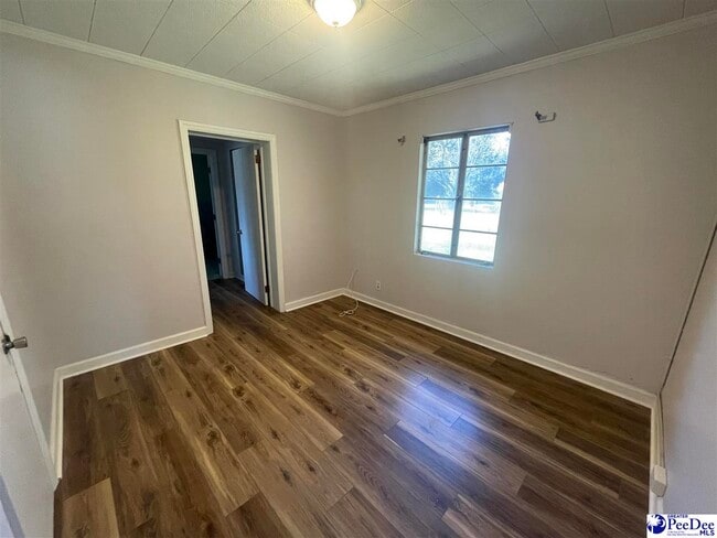 Foto del edificio - 2124 N Governor Williams Hwy