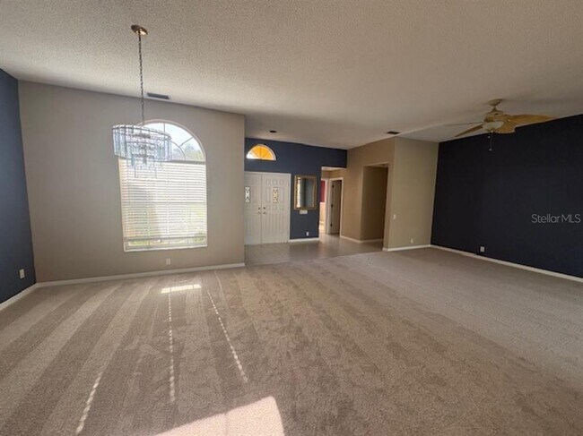 Foto del edificio - 4622 Meadowview Cir