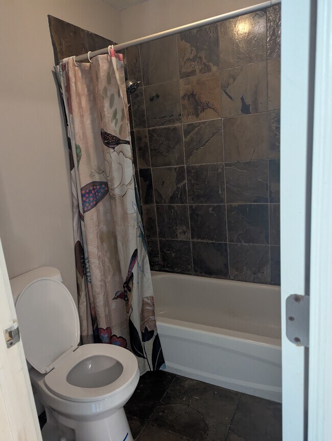 Foto del edificio - 5519 Lillehammer Ln