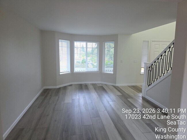 Foto del edificio - 17023 42nd Ln S