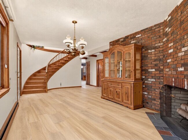 Foto del edificio - 62 Hearthside Cir