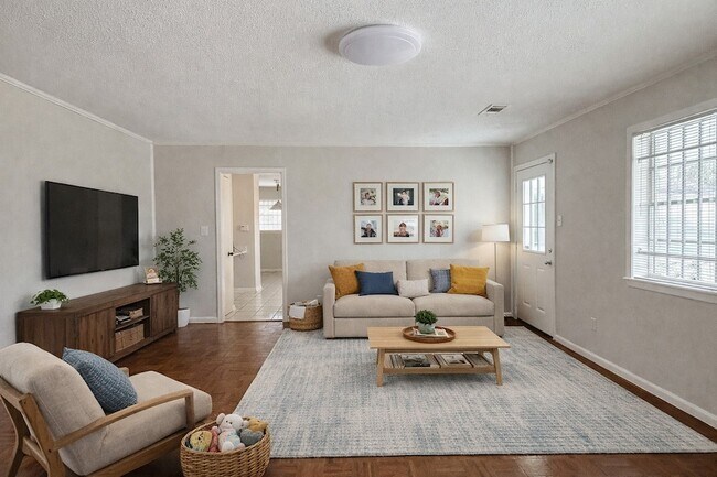 Foto del edificio - 8303 Edgemoor Dr