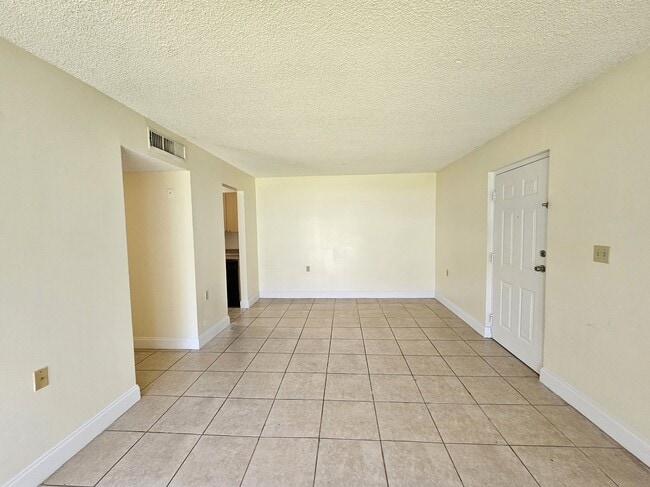 Photo - 1215 Benoist Farms Rd Townhome