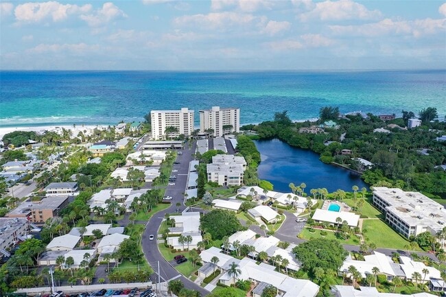 Foto del edificio - 199 Whispering Sands Dr