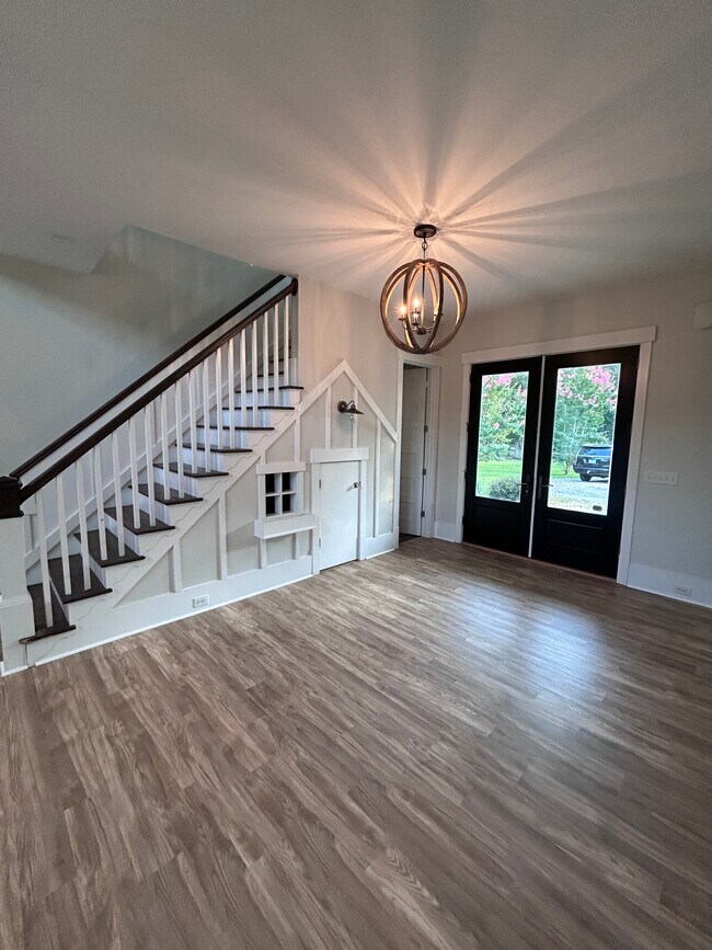 Foto del edificio - 405 Angus Ln