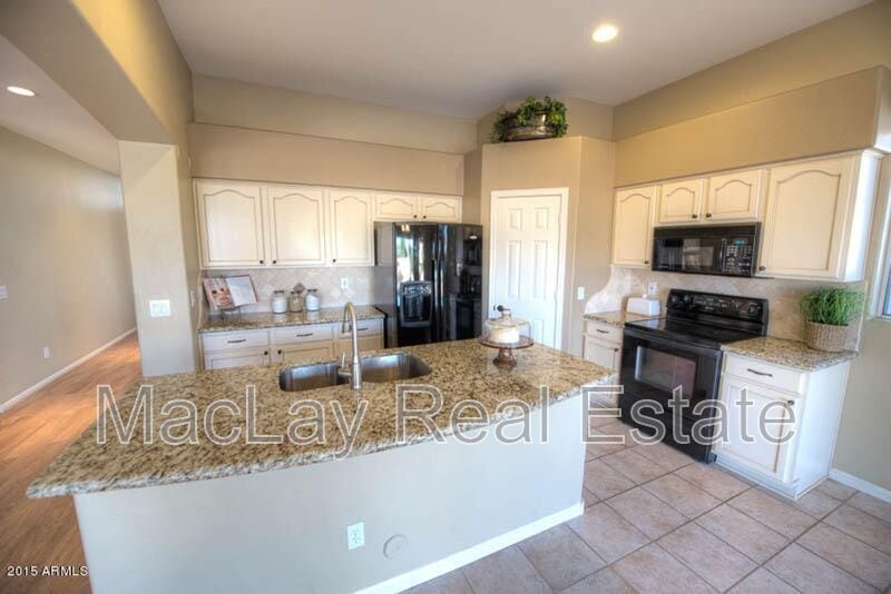 Building Photo - 3544 E Cabrillo Ct