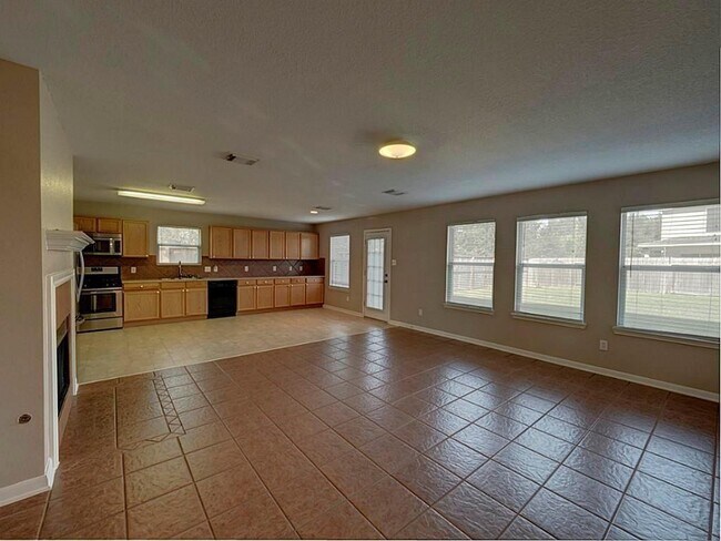 Building Photo - 2303 Crossmill Ln