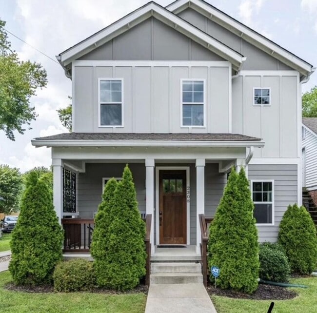 Beautiful and Spacious 3 Bedroom Home in E... - Beautiful and Spacious 3 Bedroom Home in E...